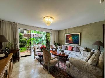 Departamento · 156m² · 3 Dormitorios · 1 Estacionamiento · Vendo Departento Primer Piso 255 m² con Terraza y Jardin