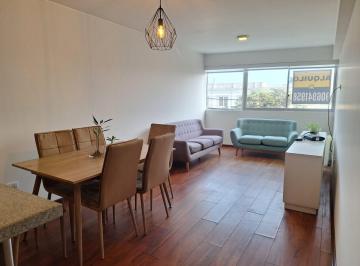 Departamento · 75m² · 2 Dormitorios · 1 Estacionamiento · Departamento en Alquiler en Magdalena del Mar/ 2dorm/2 Baños/ 1 Cochera