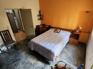 Habitación de 1 habitación, Lima · Miraflores Habitación Amplia Solo Damas Av 28 de Julio 1er Piso