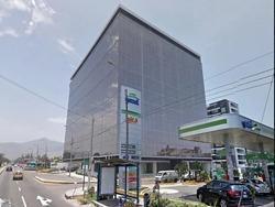Oficina comercial · 617m² · 20 Dormitorios · 10 Estacionamientos · Alquilo Oficina Flat en Av Javier Prado N 621x, Piso 6, La Molina. (Junto a La Ibm)