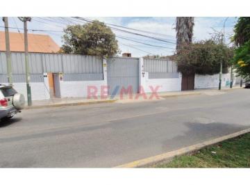 Terreno / Lote , Lima · Terreno Urbano a un Gran Precio por m² en Las Gaviotas, Chorrillos