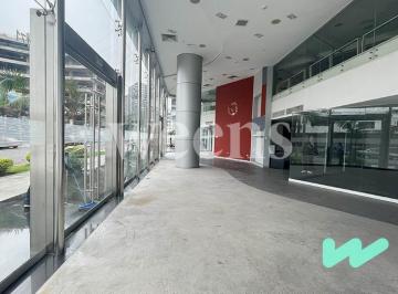 Local comercial · 365m² · 5 Estacionamientos · Weens Business Alquila Local Implementado en San Isidro. Buena Ubicacion