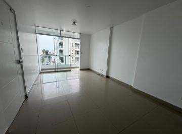 Departamento · 95m² · 3 Dormitorios · Se Alquila Dpto. en San Miguel Frente a Parque