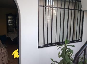 Departamento de 3 habitaciones, Lima · Oportunidad Unica en Plena Av