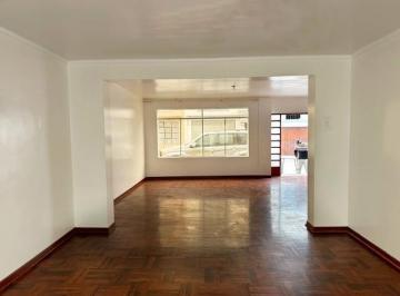 Casa · 350m² · 4 Dormitorios · 2 Estacionamientos · Casa en Venta en Magdalena Limite con San Isidro