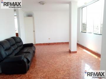 Departamento · 73m² · 2 Dormitorios · Vendo Departamento con Azotea - Los Olivos