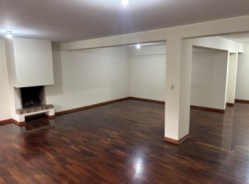 Departamento · 184m² · 3 Dormitorios · 2 Estacionamientos · Amplio Departamento en Alquiler o Venta en Chacarilla