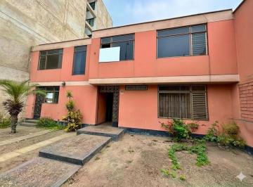 Casa · 245m² · 4 Dormitorios · 1 Estacionamiento · ¡Oportunidad Real de Inversión en Bellavista – Callao!