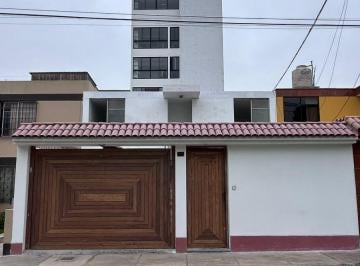Casa de 3 habitaciones, Lima · Venta de Casa de 160 m² - Pueblo Libre