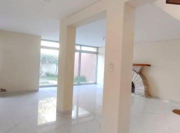 Casa de 4 habitaciones, Arequipa · Amplia Casa en Alquiler en Av Cerca Al Club Internacional