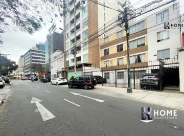 Departamento · 65m² · 2 Dormitorios · Departamento en Venta en Surquillo – 2 Dorm. / Ubicación Estratégica