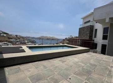 Casa · 250m² · 5 Dormitorios · Casa de Playa en Venta en Club Náutico Poseidón – Vista Al Mar | Piscina y 5 Dorm.