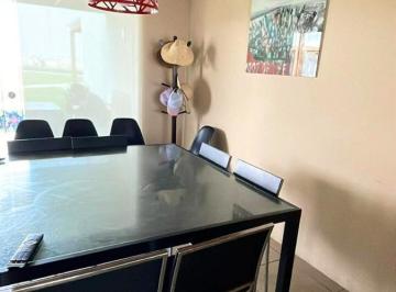 Casa · 120m² · 4 Dormitorios · Casa de Playa en Venta en Asia – 4 Dorm. | Terraza y Zona de Parrilla
