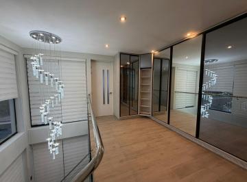 Casa · 400m² · 5 Dormitorios · 3 Estacionamientos · Venta de Casa de 4 Pisos en Urb. Matellini - Chorrillos