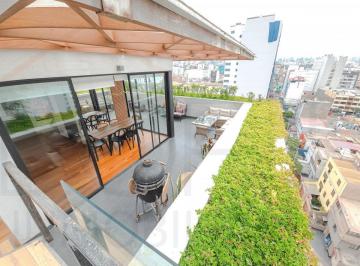 Departamento · 196m² · 3 Dormitorios · 2 Estacionamientos · Penthouse Dúplex en Venta a Una Cuadra del Parque María Reiche Miraflores