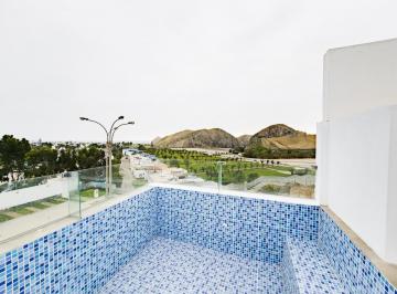 Casa · 250m² · 5 Dormitorios · 2 Estacionamientos · Casa de Playa en Condominio Quebrada del Mar