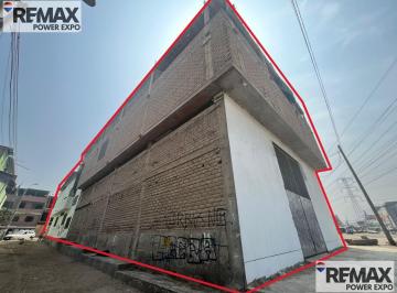 Local comercial · 960m² · Se Vende Local Comercial - Excelente Ubicación a 3 Cuadras del Real Plaza Vmt