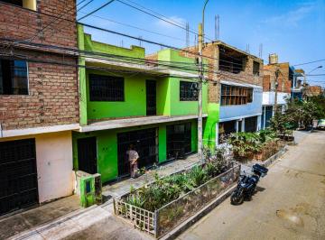 Casa de 6 habitaciones, Lima · Vendo Casa de 2 Pisos en Comas