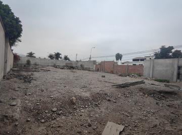 Terreno / Lote · 1284m² · Venta de Terreno en Residencial Monterrico