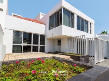 Casa · 309m² · 4 Dormitorios · 1 Estacionamiento · Casa en Venta en Santa María del Mar
