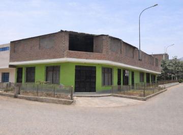 Casa · 450m² · 10 Dormitorios · Casa en Venta Esquinera con Potencial Comercial Ideal Para Negocio o Multifamiliar