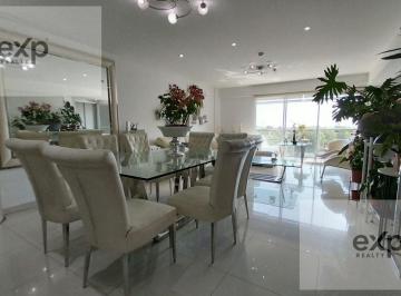 Departamento · 140m² · 3 Dormitorios · 2 Estacionamientos · Moderno y Amoblado Dpto de 3 Dorm. en San Borja
