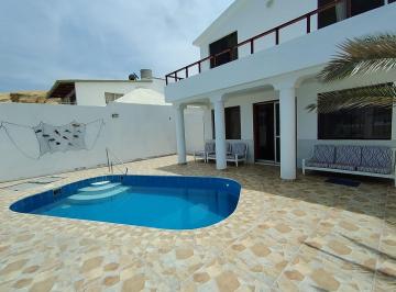 Casa · 173m² · 7 Dormitorios · 4 Estacionamientos · Venta de Casa de Playa en Camana, Arequipa