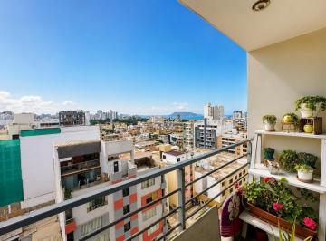 Departamento · 79m² · 3 Dormitorios · 1 Estacionamiento · Exclusivo Departamento en Venta – Magdalena del Mar