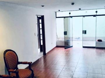 Casa de 4 habitaciones, Arequipa · Casa en Alquiler. Yanahuara Tradicional - Oportunidad