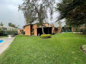 Casa de 3 habitaciones, Lima · Linda Casa en Esquina 1076 m² en Michigan - La Molina