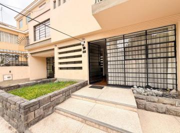 Casa de 4 habitaciones, Lima · Alquiler de Casa Comercial / Oficina en Pueblo Libre