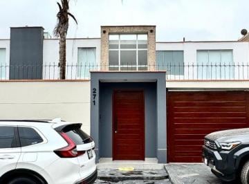 Casa de 4 habitaciones, Lima · Casa en Alquiler en El Sol de La Molina Completamente Remodelada