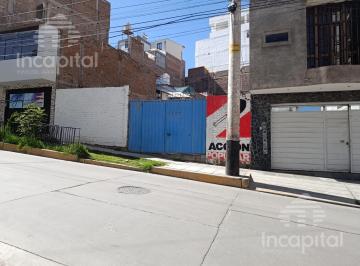 Terreno / Lote · 215m² · Terreno en Zona Residencial - El Tambo