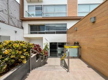 Departamento en Venta de 3 habitaciones Santiago de Surco · Venta Dpto Batallon Tarma 163 M²vista Extrna