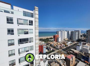Departamento de 2 habitaciones, Lima · Moderno Departamento con Vista Lateral Al Mar en Magdalena del Mar