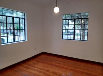 Departamento de 2 habitaciones, Lima · *lindo Flat Remodelado en Primer Piso con Ingreso Independiente Tipo Casita!