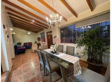 Departamento de 4 habitaciones, Lima · Se Vende Hermoso Dúplex en Piso 3 - Salamanca de Monterrico