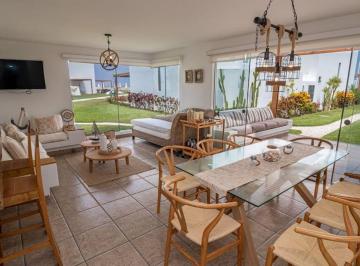 Casa de playa de 5 habitaciones, Cañete · Impecable Casa de Playa en Exc/condominio Asia del Mar!