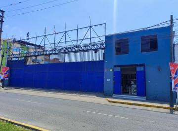 Puerta a calle (av. Faucett) · Local Comercial en Av Faucett