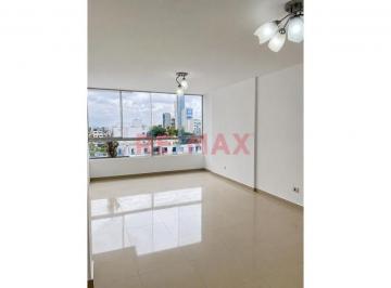 Departamento de 3 habitaciones, Lima · Se Vende Dpto de 81 m² en Surquillo