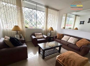 Departamento de 3 habitaciones, Lima · Venta de Exclusivo Flat en Vista Alegre, Surco: El Espacio y La Libertad Que Tu Familia Merece