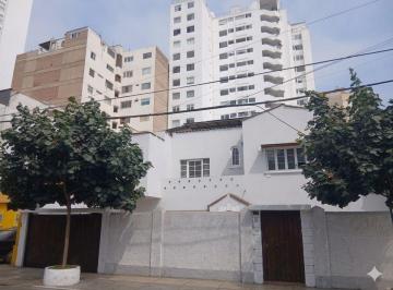 Casa de 9 habitaciones, Lima · ¡Gran Local Comercial de 470 m² en Miraflores! Av El Ejército Cdra 2 – Zonificación Cz y 9 Cocheras