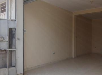 Local comercial · 30m² · Local Comercial Amplio en Zona Comercial