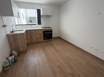 Departamento · 79m² · 1 Dormitorio · 1 Estacionamiento · Se Vende Dúplex 79 m² en Pueblo Libre de Estreno