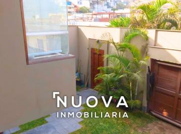 Casa · 243m² · 5 Dormitorios · 1 Estacionamiento · Casa en Alquiler Las Casuarinas
