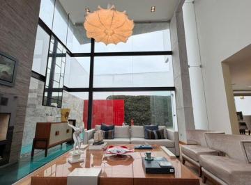 Casa de 4 habitaciones, Lima · Modernísima y Elegante Frente a Hermoso y Seguro Parque San Isidrino