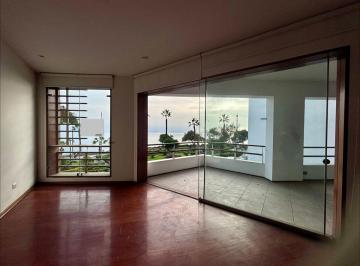 Departamento de 3 habitaciones, Lima · Excelente Departamento con Vista a Parque y Mar