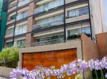 Departamento · 261ha · 3 Dormitorios · 4 Estacionamientos · Departamento 261 m² Primer Piso Tipo Casa en San Isidro