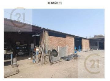 Terreno / Lote · 330m² · 6 Dormitorios · Se Vende Casa y Terreno en Santa Clara - Ate