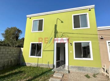 Casa · 102m² · 4 Dormitorios · Venta de Casa en Vista Alegre - Carretera ferreñafe.(K. Mejia)